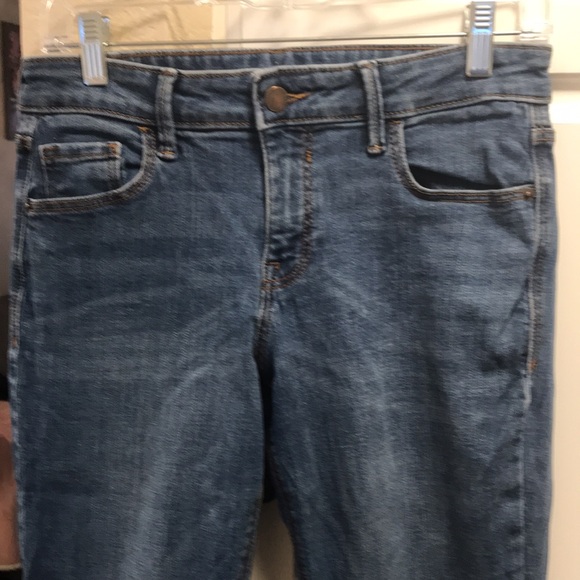3 for $15 🦋🦋 Old navy mid rise Rockstar jeans - Picture 2 of 9